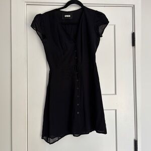 Cute & simple ref short dress!